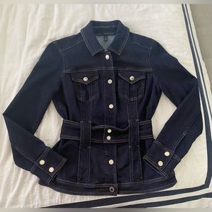 WHITE HOUSE BLACK MARKET FITTED BELTED DARK WASH DENIM JACKET
